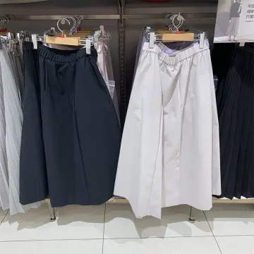 A line 2024 skirt uniqlo