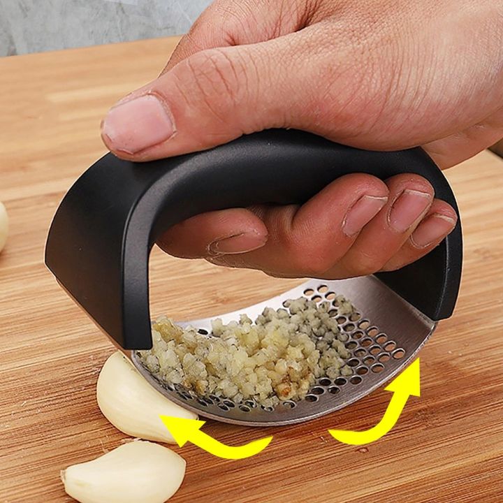 Multi-function Garlic Press Stainless Steel Garlic Ginger Press Hand Held Rolling  Crusher Cooking Vegetable Tool