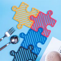 【CC】 1PC Silicone Tableware Insulation Coaster Non-slip Pot Holder Cup Table Accessories