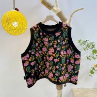 Pink peach blossom knitted vest vest brim to reduce age female han edition of the new stereo sets joker vest female flowers