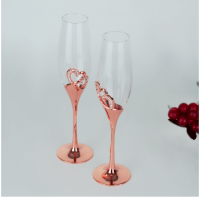 Two gold champagne glasses in a ed crystal high-footed cup Wedding gift to cup high-footed cup sparkling wine glass