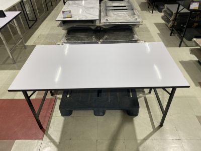 โต๊ะพับอเนกประสงค์ ขาพับ 75x150 ซม. สีขาว