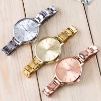 [Aishang watch industry]ผู้หญิงผู้ชาย Retro Design Alloy Band Analog Alloy Quartz Wristwatch Luxury Men Watch Men Stainless Steel Watch 2019Fashion Watch