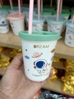 sale.แก้วน้ำดรีม Dream คละสีคละลายพร้อมฝาและหลอด