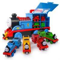 โทมัสกล่องเก็บของของเล่น Thomas And Friends อัลลอยด์ชุดรถยนต์เบาและเสียงเบาของขวัญวันหยุดคริสต์มาสสำหรับเด็ก