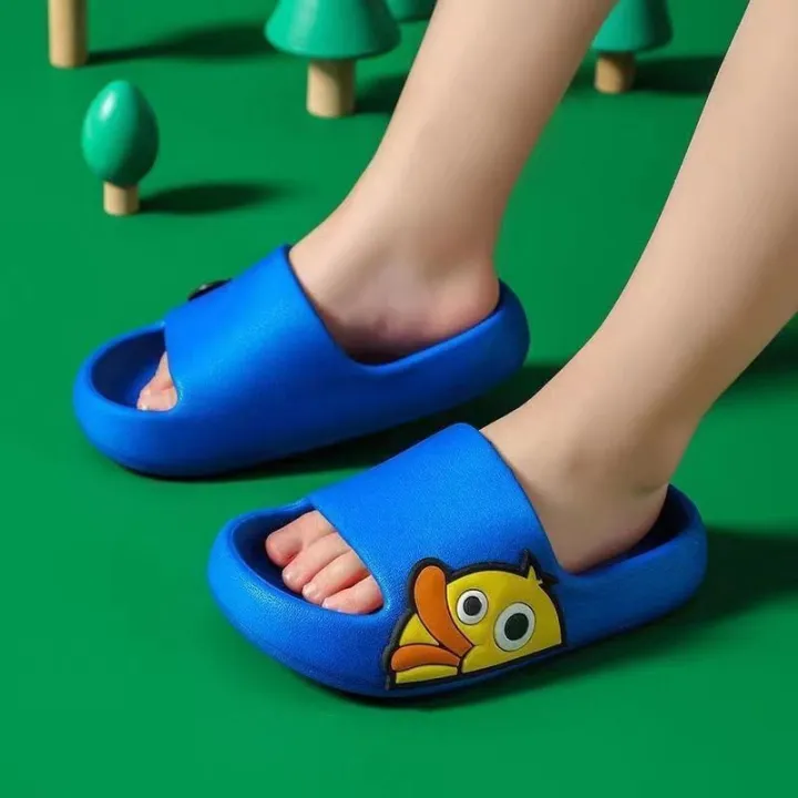 cartoon-duck-children-slippers-open-toe-non-slip-home-bathroom-shoes-comfort-light-kids-slippers-summer-soft-sole-flats-shoes