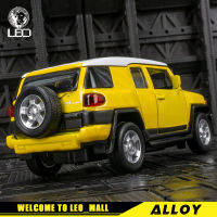 LEO ร้อน?ของเล่นรถ Diecast อัลลอยโมเดลโลหะรถของเล่น1:32 Toyota FJ Cruiser ของเล่นเด็กสำหรับเด็กผู้ชายของเล่นรถบรรทุกรถขนาดเล็กมีเสียงและเบา