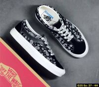 รองเท้าVans Bold NI Paisley Trainers In Black SIZE.36-44 รองเท้าผ้าใบแวนส์ รองเท้าลำลอง รองเท้าสีดำ รองเท้าใส่ทำงาน เบา ใส่สบาย (สินค้าพร้อมส่ง)