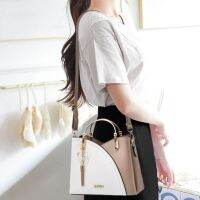 Fashion model shop Spliced Handbag Womens Bag New Fashion Versatile PU Leather Styled One Shoulder Diagonal Straddle Bag