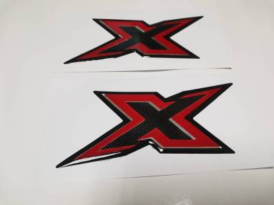 สติ๊กเกอร์แบบดั้งเดิม ฟอยด์ปั๊มนูน คำว่า X ติดข้างประตูใต้กระจกมองข้าง ISUZU DMAX X-Series ปี 2020 X Series sticker แต่งรถ ติดรถ ตัวอักษร X อีซูซุ อย่างดี