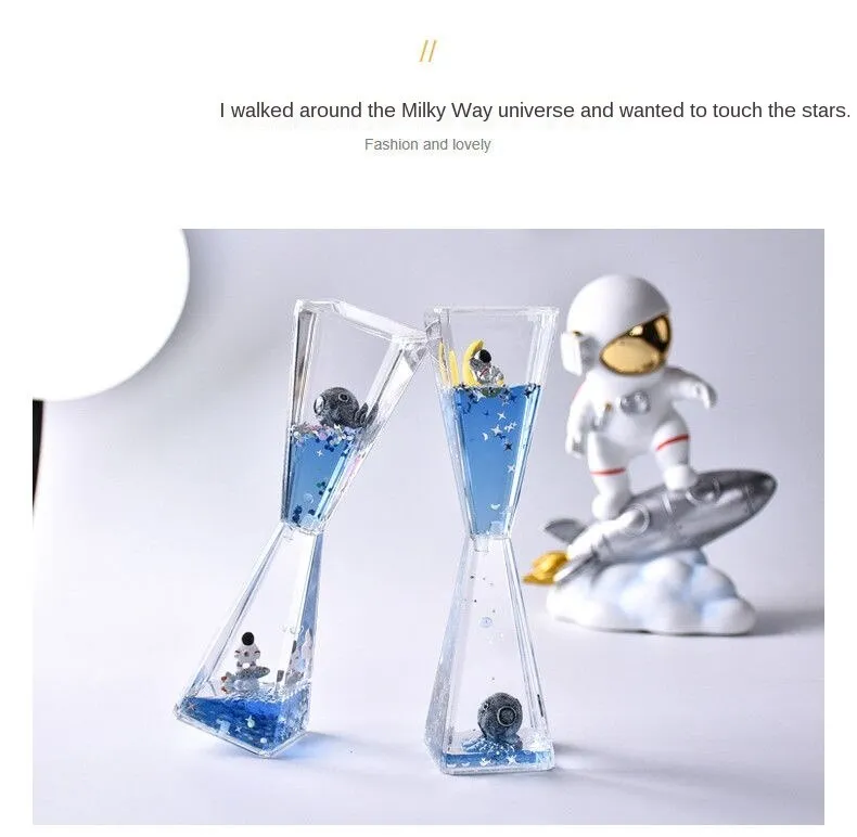 Creative astronaut liquid quicksand spaceman Starry Sky hourglass small ornaments decompression graduate day gift gifts for classmates