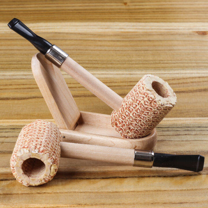 Mediumsized straighthandle corncob pipe, new circled corncob pipe, hospitality, high