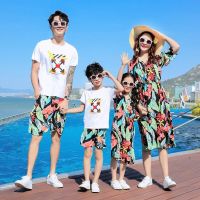 Summer Beach Family Matching Outfits Mother Daughter Dresses Father Son Cotton T-shirts &amp;Shorts Matching Couple Outfits Seaside