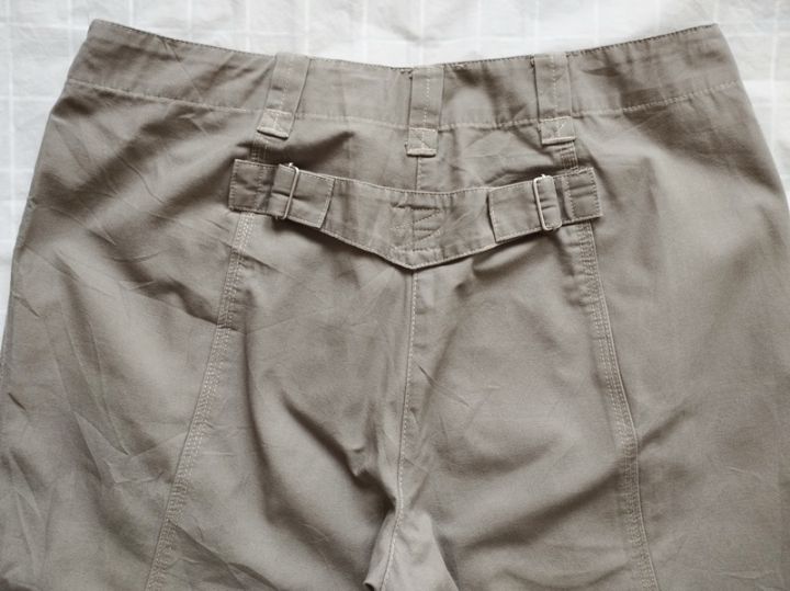 กางเกงทรงตรง-7-ส่วน-bona-parte-ผ้าชิโนหนา-สีเทาดำ-ไซส์-34-ของแท้-พร้อมกระดุมอะไหล่-สภาพเหมือนใหม่-ไม่ผ่านการใช้งาน