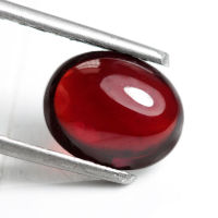 2.35 ct โกเมน (Garnet) สีแดงอมส้ม ทรงไข่หลังเบี้ย