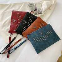 Fashion Trend Womens Clutch Bag PU Leather Rivet Deer Head Envelope Bag Female Designer Wristlet Bags Day Pouch Small Purse