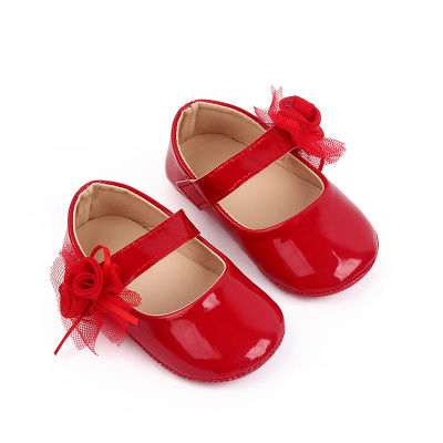 รองเท้าส้นเตี้ยสำหรับเด็กทารกหญิงรองเท้าชุดแต่งงานรองเท้าเจ้าหญิง PU ลายดอกไม้พื้นรองเท้านิ่มสำหรับทารกแรกเกิดเด็กวัยหัดเดิน