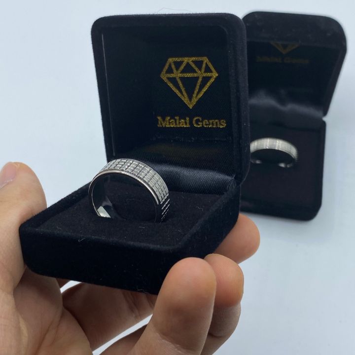 malai-gems-แหวนเงินบริสุทธิ์-100-เคลือบทองคำขาว18k-รุ่น-classic-ขนาด-8-mm-เคลือบทองคำขาว-แถมฟรี-กล่องกำมะหยี่ดำ