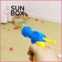 SUN BOX แบรนด์ใหม่ล่าสุด ของเล่นแมวของเล่น อุปกรณ์สำหรับสัตว์เลี้ยง ไม่มีอันตราย ปืนของเล่นแมว ลูกบอลผ้าพลัฌ ปืนยิงลูกบอล ตุ๊กตาผ้ายืดได้