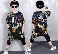 ชุดHIPHOP เสื้อแขนสั้น+กางเกงขาสั้นแต่งลาย