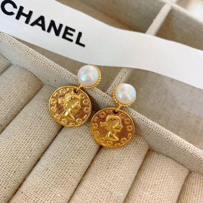 Elegant Nature Pearl Vintage Women Girls Pearl Stud Earrings Fashion Baroque Exquissite Ear Rings Lady Classic Earring JewelryTH