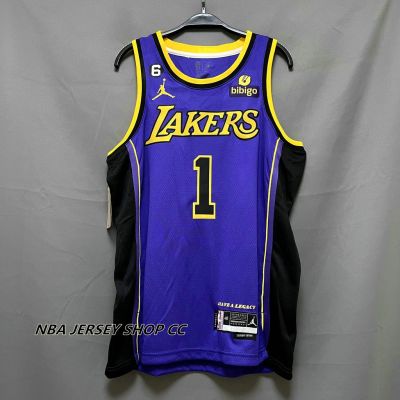 ใหม่ ของแท้ NBA Los Angeles Lakers สําหรับผู้ชาย #1 เสื้อกีฬาแขนสั้น ลายทีมชาติสวิงแมน DAngelo Russell สีม่วง 2022-23