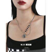 [COD] Design black and white checkerboard necklace mosaic drop oil geometric pendant new cross-border hot sweater chain