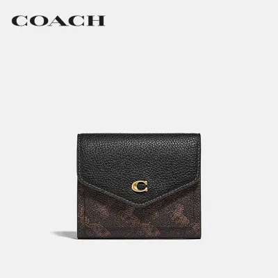 COACH กระเป๋าสตางค์ขนาดเล็กผู้หญิงรุ่น Wyn Small Wallet With Horse And Carriage Print สีดำ C3161 B4SI1