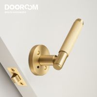 【YF】 DOOROOM US Standard for 2-1/8  Hole Brass Privacy Passage Lock Set Stripe Lever Round Panel  Interior Door Closet Dummy Handle