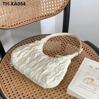 cream puff girl clouds fold 2023 new summer fashion of ladle one shoulder dumplings sweet cool package