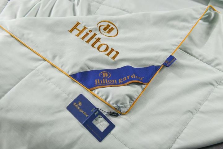 ผ้านวม-hilton-ผ้าห่ม-ใส่ผ้านวม-ผ้านวมโรงแรม-ขนาด-180x200cm-สีขาว