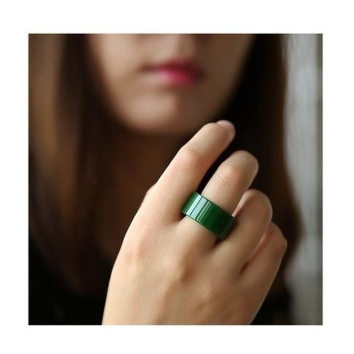 ธรรมชาติสีเขียว-hetian-หยกแหวนจีน-jadeite-พระเครื่องแฟชั่นเสน่ห์เครื่องประดับมือแกะสลักของขวัญงานฝีมือสำหรับผู้หญิงผู้ชาย