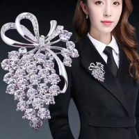 2022 new brooch to collect waist wardrobe malfunction prevention pin button coat a corsage women deserve act the role of sweet