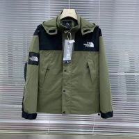 The North Face แจ็คเก็ต1990 2023ฤดูใบไม้ร่วง,เสื้อแจ็คเก็ตผ้ากันน้ำกันลมรุ่นอเมริการุ่นใหม่สำหรับกลางแจ้ง