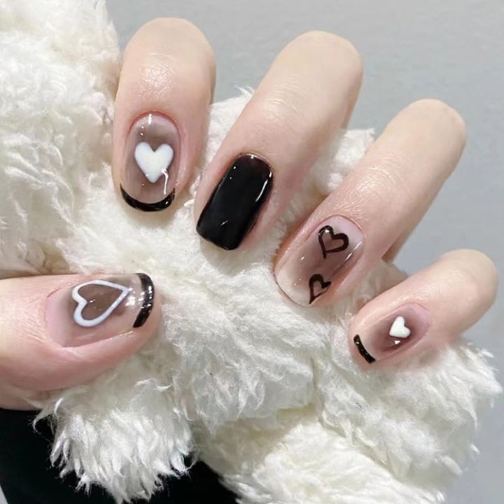 cod-pieces-a-box-one-size-fits-all-cool-black-gradient-love-manicure-patches-short-french-style-fake-nail-stickers-finished-product