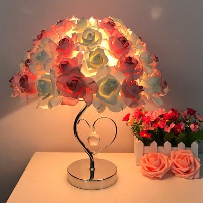 โคมไฟตั้งโต๊ะยุโรปโคมไฟไฟ LED กลางคืนดอกไม้ดอกกุหลาบโคมไฟข้างเตียงตกแต่งบ้านงานแต่งงานงานเลี้ยงบรรยากาศกลางคืนแสงไฟไฟกลางคืน