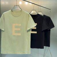 Essentials เสื้อยืด Season 8ใหม่ Letter E Flocked Cotton Tee Street แฟชั่นแบรนด์ Oversize Hip-Hop หลวม Unisex แขนสั้น