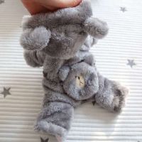 2023 Small Dog Bichou Bomei Sauri Puppy Teddy Dog Clothes เสื้อผ้าฤดูใบไม้ร่วงและฤดูหนาวเสื้อผ้าสี่ขาน่ารัก