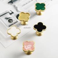 Four Leaf Clover Brass Door Knobs and Handles for Kitchen Cabinet Cupboard European Furniture Handles Drawer Pulls Green Door Hardware Locks