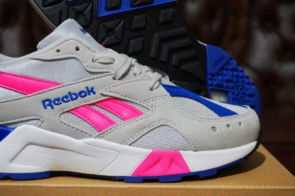 reebok aztrek running