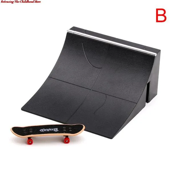 Finger Skateboards Toy Set Mini Training Skating Board with Ramp Track