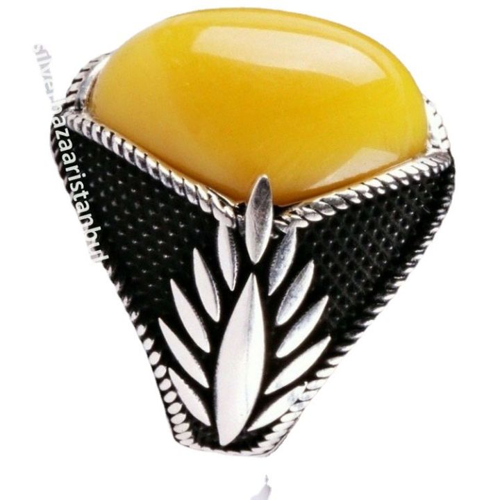 แหวนอัญมณีสีเหลืองขี้ผึ้งประดับบรรยากาศย้อนยุคแนวแฟชั่นแบบใหม่ชายแดน