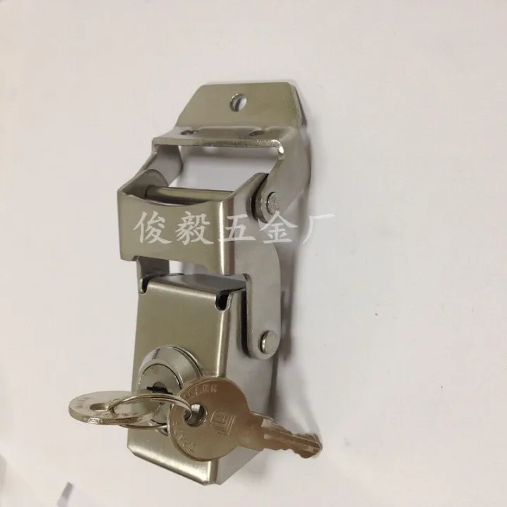studds bike side box lock