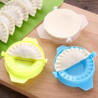 【cw】 Kitchen Innovative Manual Dumpling Packer Plastic Color Pinch Dumplings Clip Household Dumpling Making Mold T ！