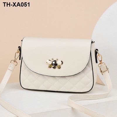 new tide of female bag shoulder han edition pure and fresh ins inclined soft skin round fashion simple package