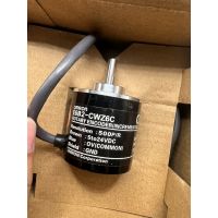 OMRON Rotary Encoder E6B2-CWZ6C E6B2CWZ6C 500P/R New in Box  ของใหม่ ของแท้ ส่งจากไทย