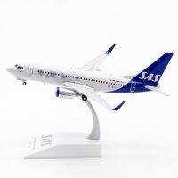 โมเดล Diecast 1:200 Scandinavian Airlines B737-700โมเดลเครื่องบินอัลลอยของ SE-RJX การแสดงของที่ระลึกชุดการก่อสร้างเครื่องบิน