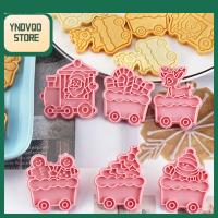 YNDVQO STORE 6pcs/set เครื่องมือทำเค้ก พลาสติกทำจากพลาสติก ตกแต่งขนมอบ แม่พิมพ์อบขนม เครื่องตัดคุกกี้3D แม่พิมพ์บิสกิต รถไฟคริสมาสต์