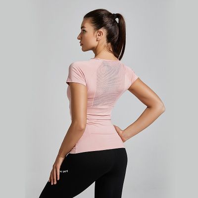 Women T-Shirt Yoga Wear Fitness Running Short Sleeve Sports Top Quick Dry Running Workout Shirt