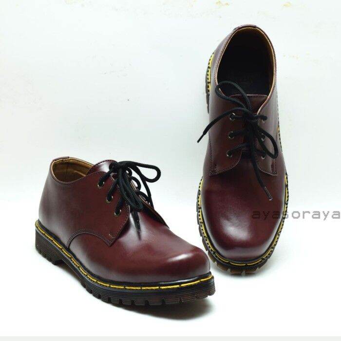 docmart maroon